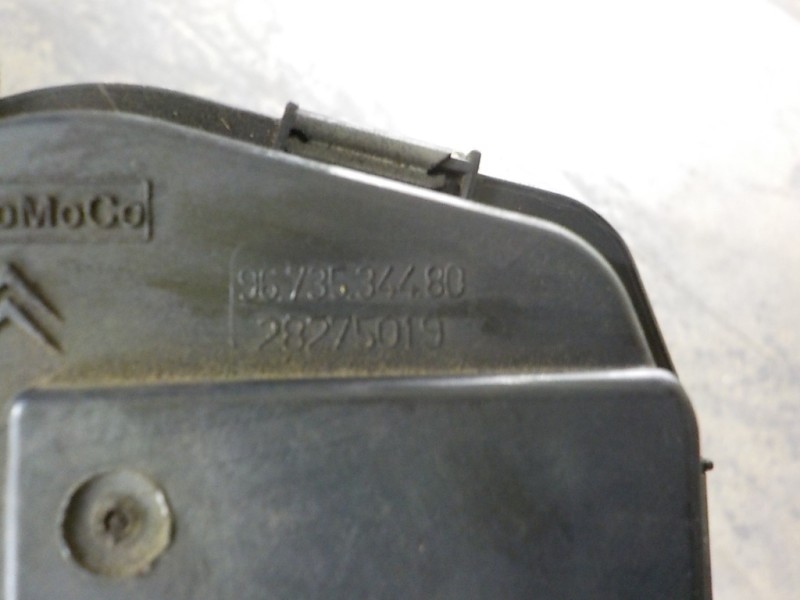 Recambio de caja mariposa para peugeot 208 1.4 hdi fap referencia OEM IAM 345G4 9673534480 