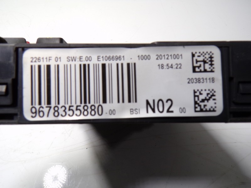 Recambio de caja reles / fusibles para peugeot 208 1.4 hdi fap referencia OEM IAM 1608326080 9678355880 9678355880
