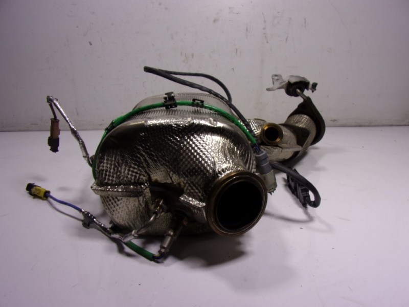 Recambio de filtro de particulas para land rover new discovery l462 3.0 d referencia OEM IAM LR125284 LPLA5H240BG 