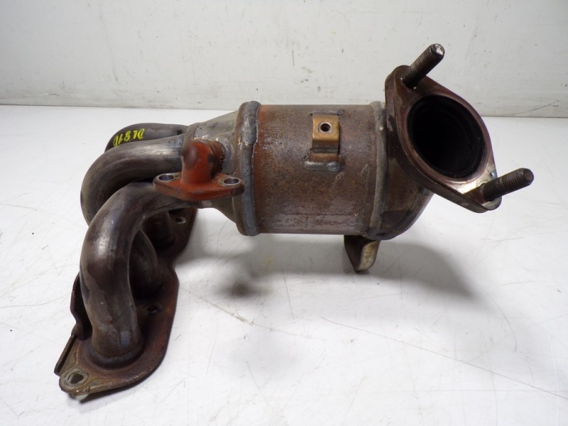 Recambio de catalizador para kia niro drive plug-in hybrid referencia OEM IAM 2851003HC0 18B19F05 