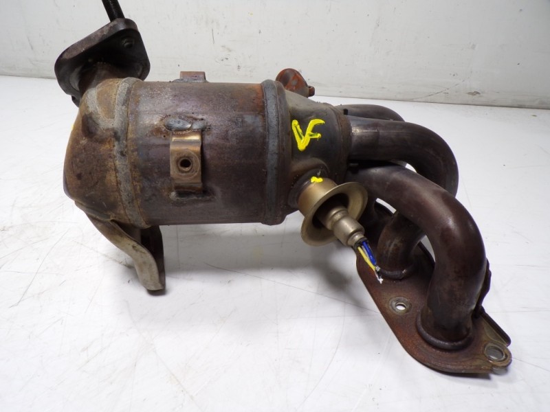 Recambio de catalizador para kia niro drive plug-in hybrid referencia OEM IAM 2851003HC0 18B19F05 