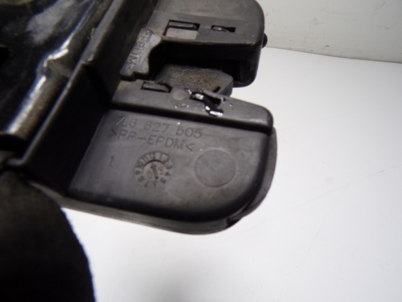 Recambio de cerradura maletero / porton para volkswagen touareg (7la) 2.5 tdi referencia OEM IAM 7L6827505D 7L6827505 