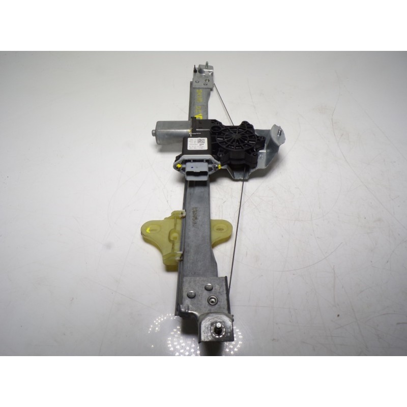 Recambio de elevalunas delantero izquierdo para renault captur 1.2 tce energy referencia OEM IAM 807019225R 12800179203C 1903106