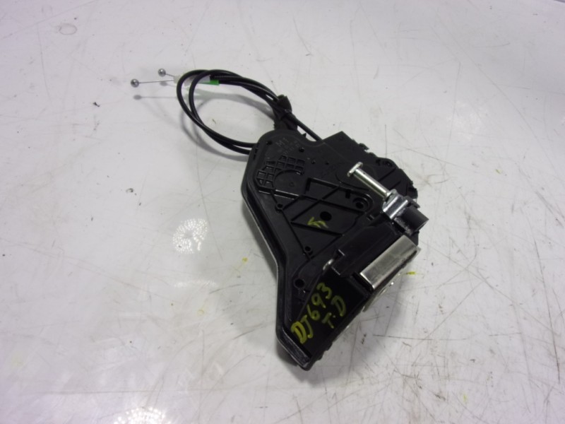 Recambio de cerradura puerta trasera derecha para toyota hilux (3b/3c/3d) doble cabina referencia OEM IAM 690500K110  