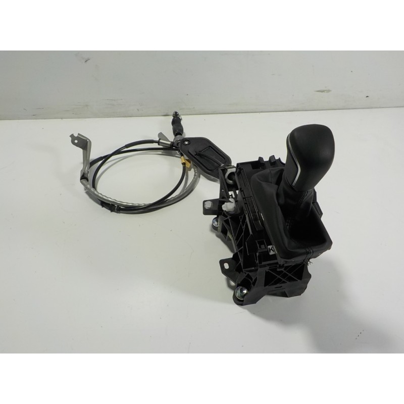 Recambio de palanca cambio para toyota corolla (e21) hybrid 90kw referencia OEM IAM 33560F4050 75G588LHD 