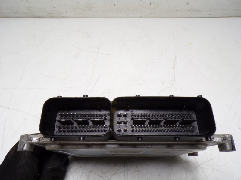 Recambio de centralita motor uce para kia niro drive plug-in hybrid referencia OEM IAM 391A503DF7 A2C1366930101 