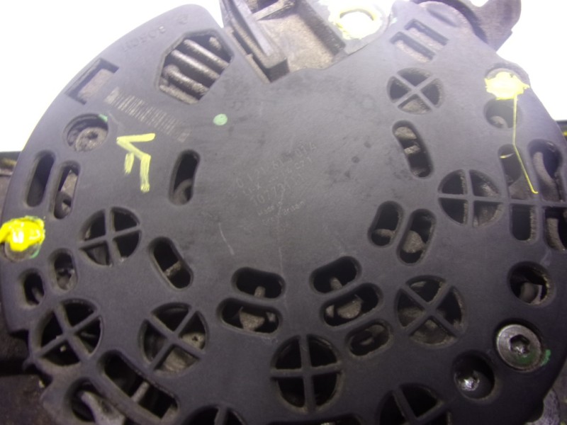 Recambio de alternador para volvo c30 2.4 20v diesel referencia OEM IAM 36001497 0121615014 