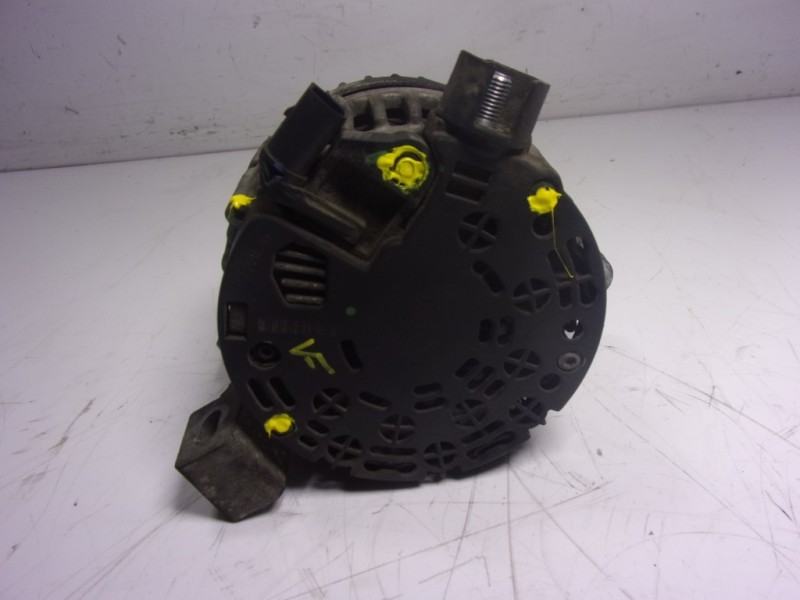 Recambio de alternador para volvo c30 2.4 20v diesel referencia OEM IAM 36001497 0121615014 