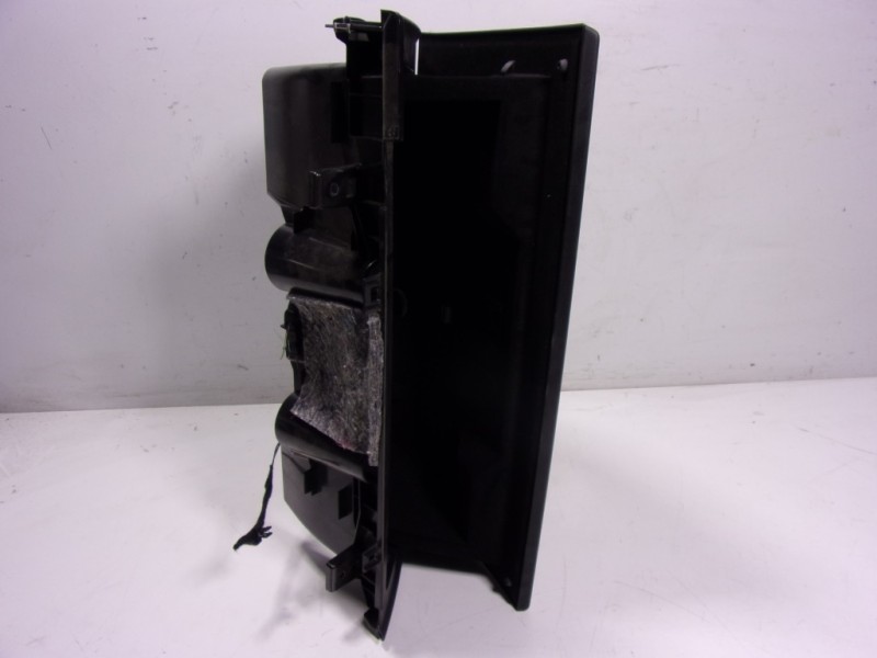 Recambio de guantera para land rover new discovery l462 3.0 d referencia OEM IAM LR129193  