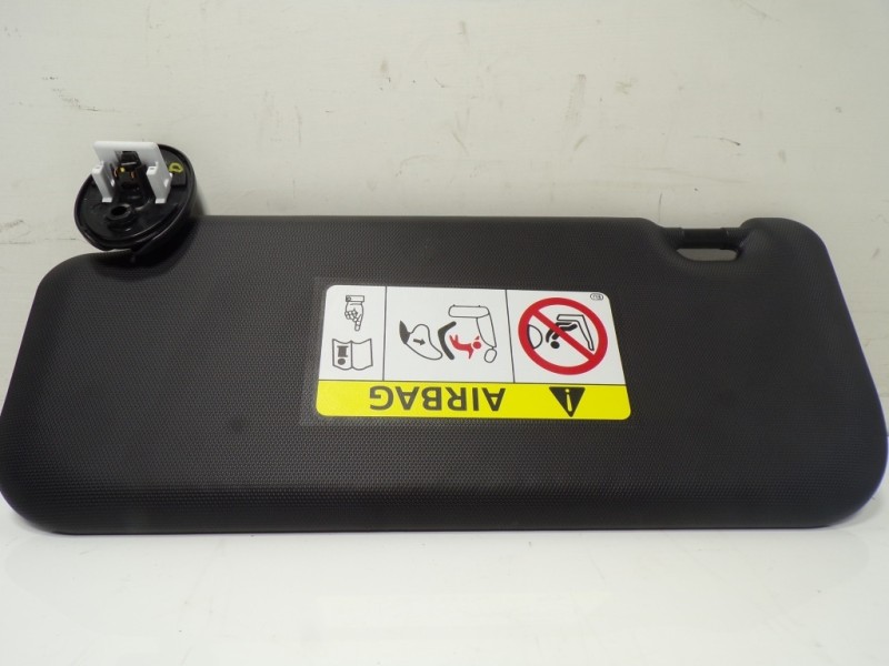 Recambio de parasol derecho para toyota corolla (e21) hybrid 90kw referencia OEM IAM 7431002L70C0  