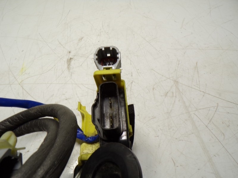 Recambio de cerradura puerta delantera derecha para kia niro drive plug-in hybrid referencia OEM IAM 81320G5040 81320G5040IBV 