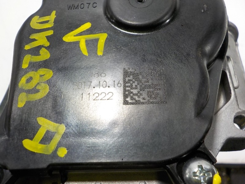 Recambio de motor limpia delantero para renault captur 1.2 tce energy referencia OEM IAM 288008337R  