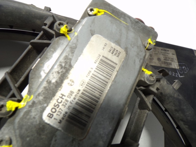 Recambio de electroventilador para volkswagen touareg (7la) 2.5 tdi referencia OEM IAM 7L0121207D 0130303292 0130303293