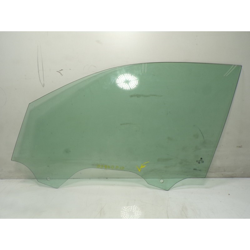 Recambio de cristal puerta delantero izquierdo para volkswagen tiguan 2.0 tdi referencia OEM IAM 5NA845201  