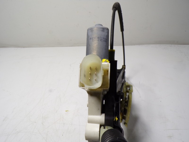 Recambio de elevalunas delantero derecho para bmw serie 5 lim. (f10) 530d xdrive referencia OEM IAM 51337182132 942889100 513372