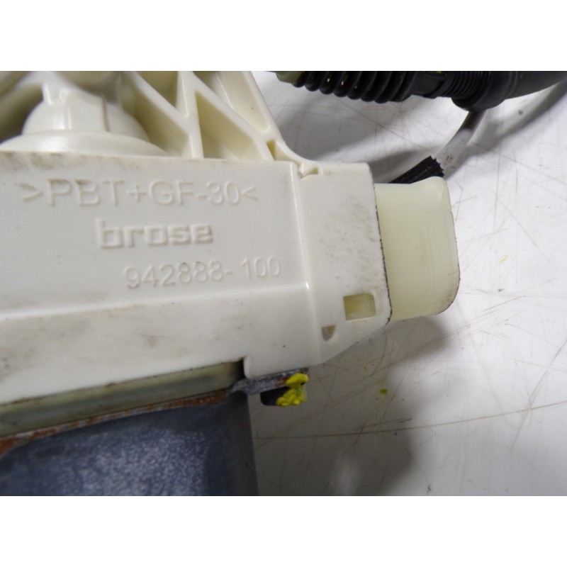 Recambio de elevalunas delantero izquierdo para bmw serie 5 lim. (f10) 530d xdrive referencia OEM IAM 51337182131 942888100 5133