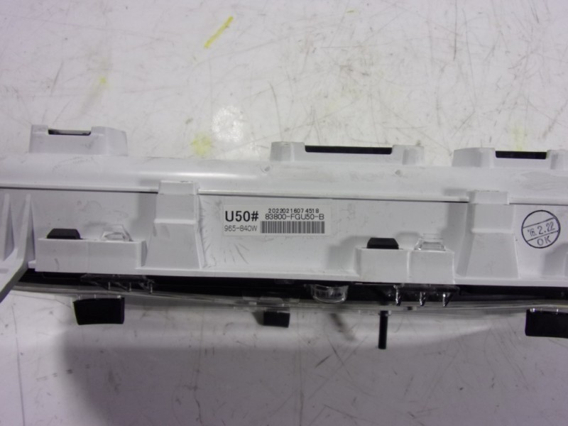 Recambio de cuadro instrumentos para toyota hilux (3b/3c/3d) doble cabina referencia OEM IAM 83800FGU50 83800FGU50B 