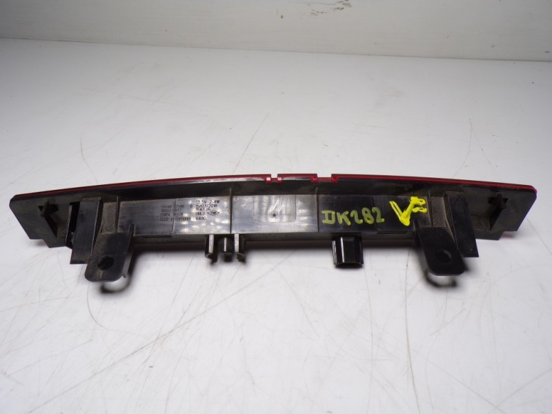 Recambio de piloto trasero central para renault captur 1.2 tce energy referencia OEM IAM 265902759R 265902759R 90023917