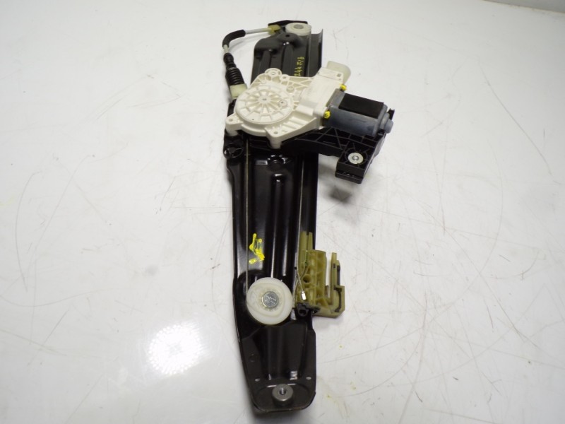 Recambio de elevalunas trasero izquierdo para bmw serie 5 lim. (f10) 530d xdrive referencia OEM IAM 51357182613 942888100 513372