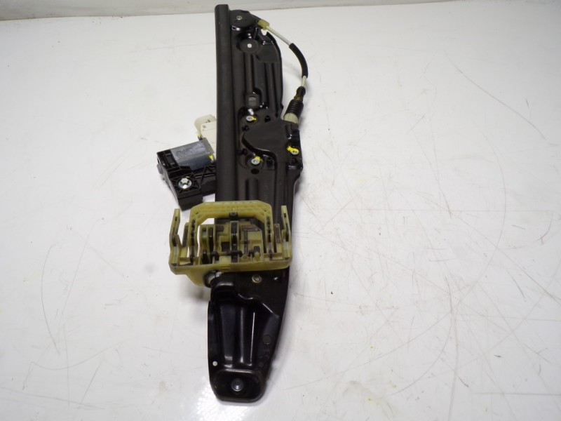 Recambio de elevalunas trasero izquierdo para bmw serie 5 lim. (f10) 530d xdrive referencia OEM IAM 51357182613 942888100 513372