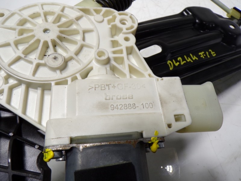 Recambio de elevalunas trasero izquierdo para bmw serie 5 lim. (f10) 530d xdrive referencia OEM IAM 51357182613 942888100 513372