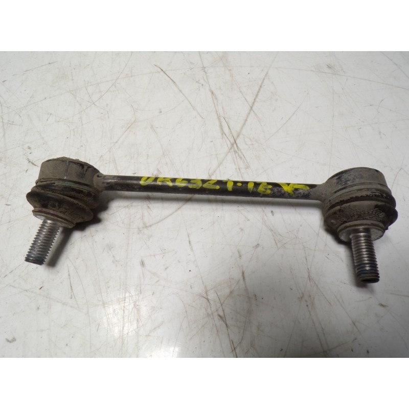 Recambio de tirante trasero izquierdo para land rover discovery sport 2.0 td4 cat referencia OEM IAM LR061272  