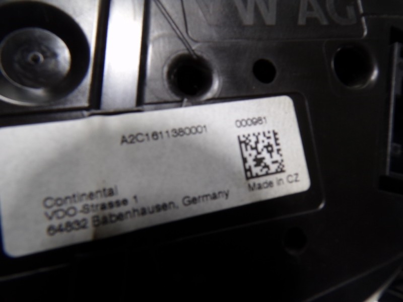 Recambio de cuadro instrumentos para volkswagen tiguan 2.0 tdi referencia OEM IAM 5NA920741C 5NA920741C 