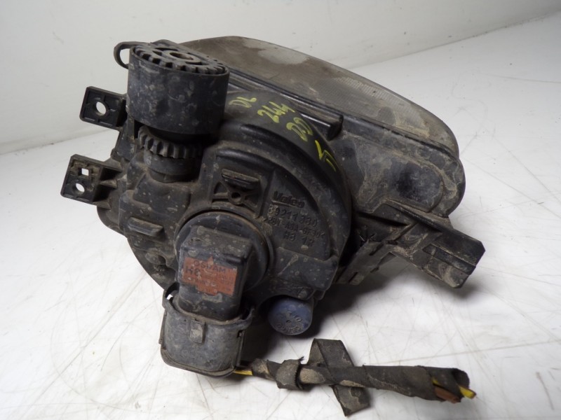 Recambio de faro antiniebla derecho para bmw serie 5 lim. (f10) 530d xdrive referencia OEM IAM 63177216886 89206701 