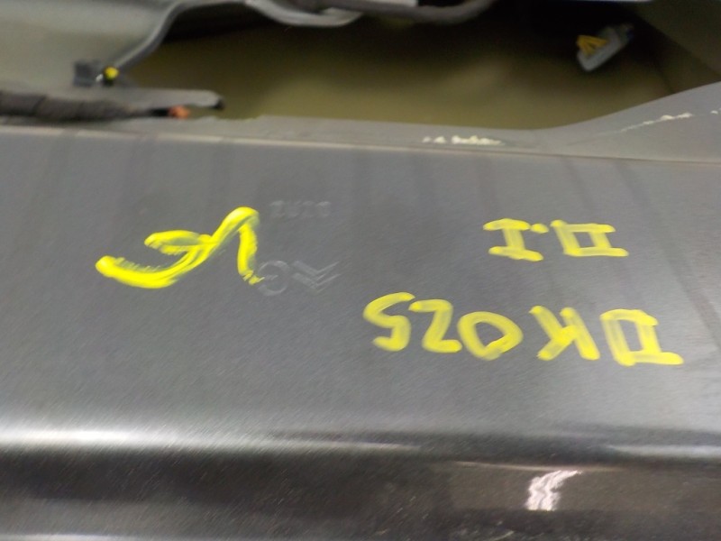 Recambio de puerta delantera izquierda para citroën c5 berlina 2.0 hdi fap referencia OEM IAM 9002Y8  