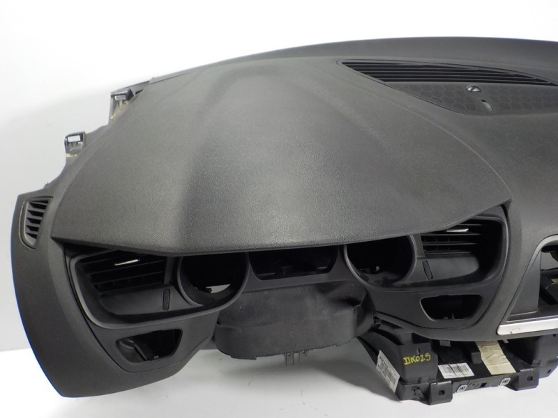 Recambio de salpicadero para citroën c5 berlina 2.0 hdi fap referencia OEM IAM 8231T7 9802974880 