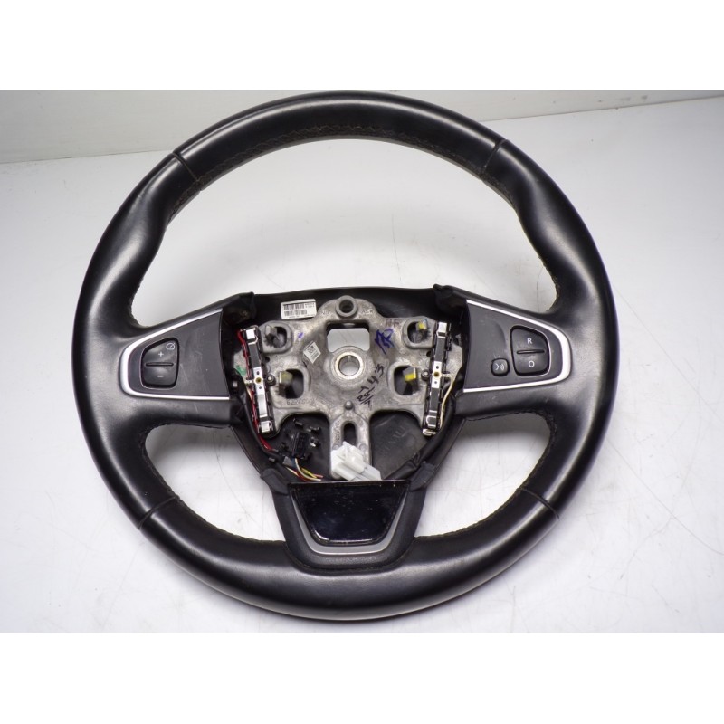 Recambio de volante para renault captur 1.2 tce energy referencia OEM IAM 484009811R 484000110R 