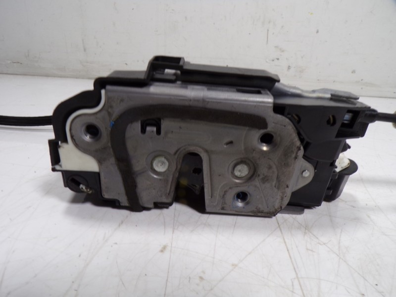 Recambio de cerradura puerta trasera derecha para seat leon (5f1) style referencia OEM IAM 5K4839016AF 5K4839016AF 