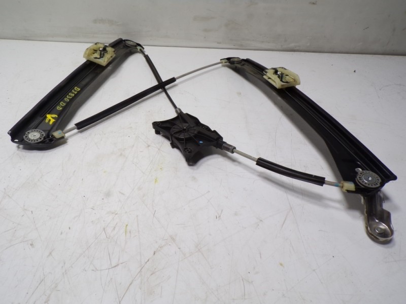 Recambio de elevalunas delantero derecho para volkswagen tiguan 2.0 tdi referencia OEM IAM 5NA837462A 5NA937462A 