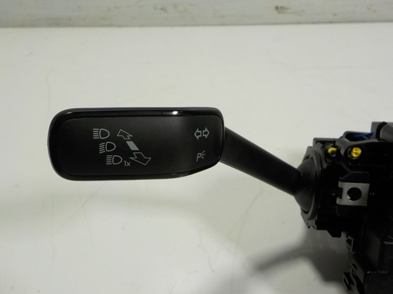 Recambio de mando intermitentes para seat leon sportstourer (kl8) style referencia OEM IAM 5Q1953507GAIGI 5Q1953507GA 