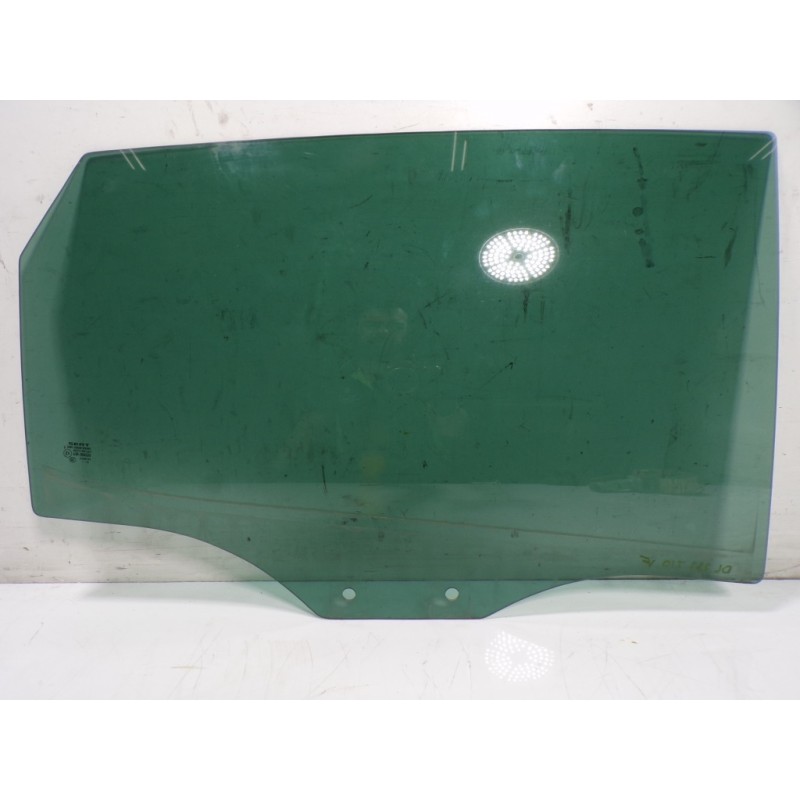 Recambio de cristal puerta trasero derecho para seat leon (5f1) style referencia OEM IAM 5F4845026C  