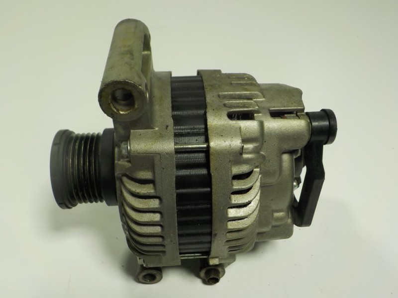 Recambio de alternador para peugeot 308 premium referencia OEM IAM   