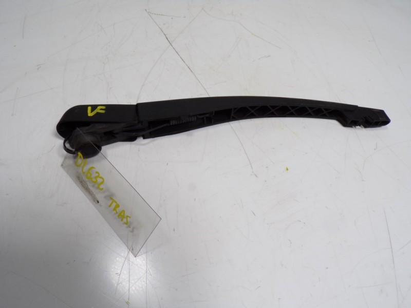 Recambio de brazo limpia trasero para volvo c30 2.4 20v diesel referencia OEM IAM 31290075  