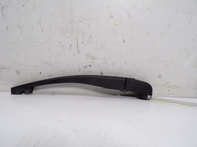 Recambio de brazo limpia trasero para volvo c30 2.4 20v diesel referencia OEM IAM 31290075  
