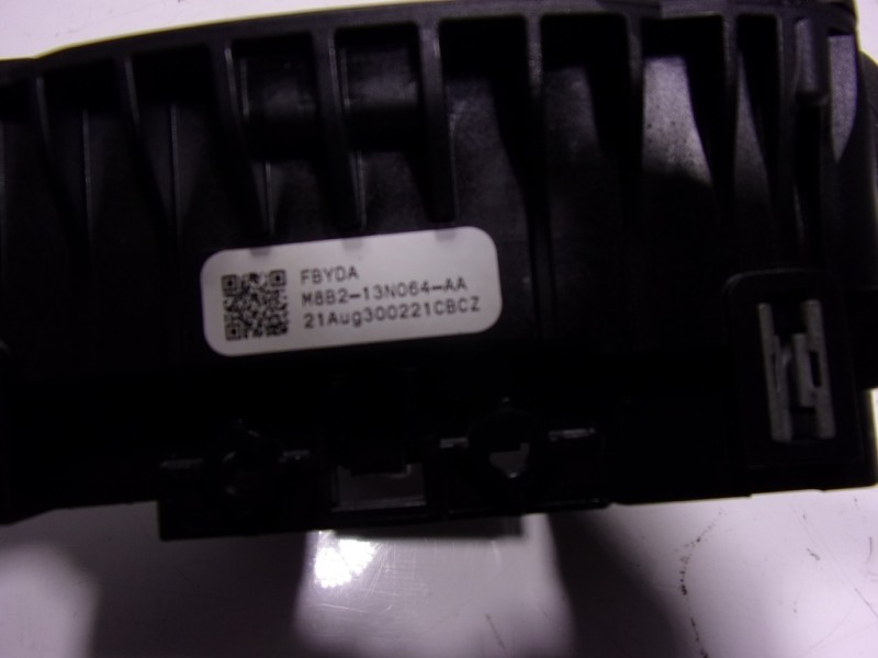 Recambio de mando luces para land rover new discovery l462 3.0 d referencia OEM IAM LR146270 M8B213N064AA 