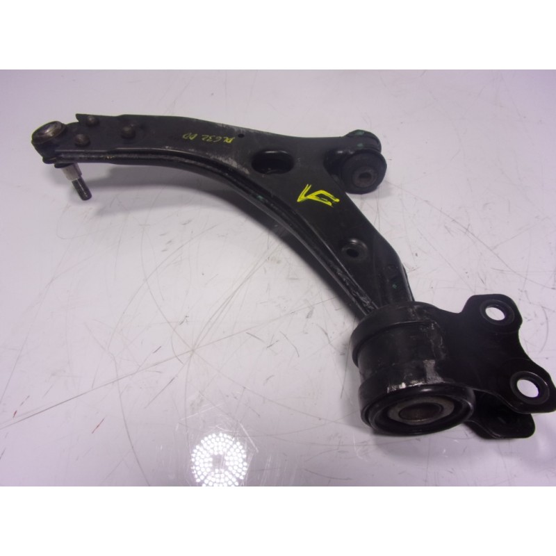 Recambio de brazo suspension inferior delantero derecho para volvo c30 2.4 20v diesel referencia OEM IAM 31277465  