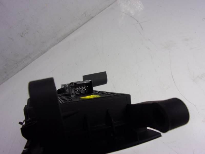 Recambio de mando elevalunas delantero izquierdo para audi q3 (8u) 2.0 tdi referencia OEM IAM 4G09598515PR 8U0959565B 