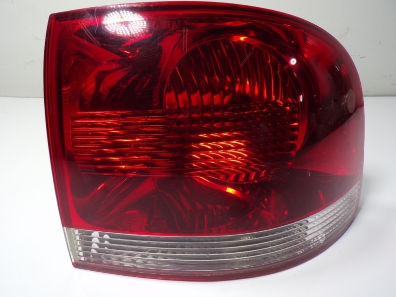 Recambio de piloto trasero derecho para volkswagen touareg (7la) 2.5 tdi referencia OEM IAM 7L6945096P 7L6945096K 221203