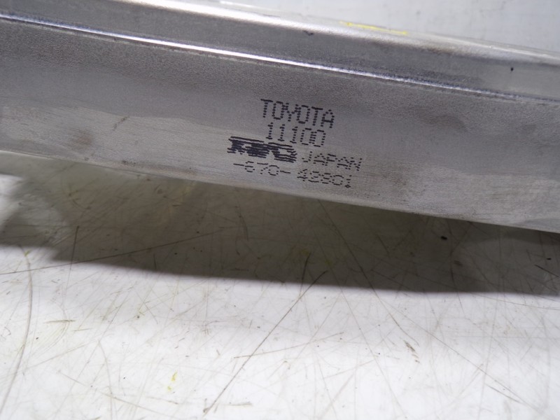 Recambio de intercooler para toyota hilux (3b/3c/3d) doble cabina referencia OEM IAM 1794011100 67042801 