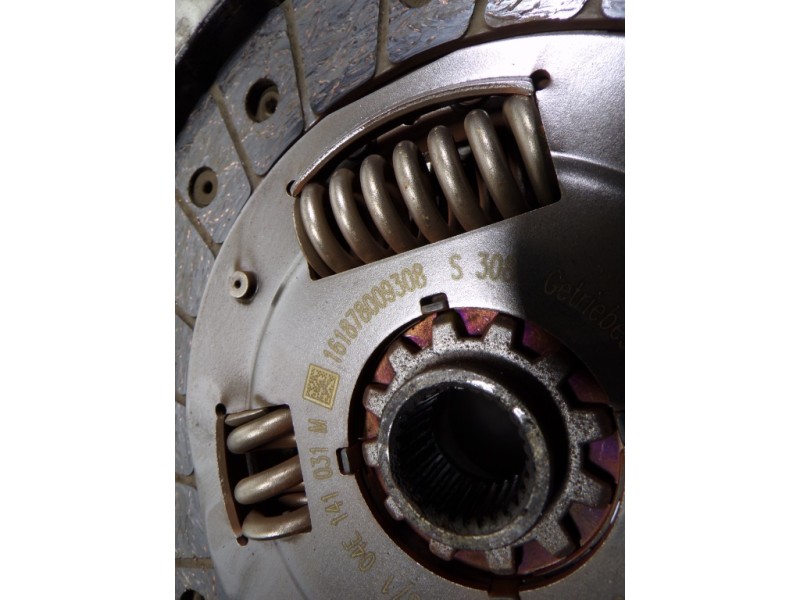 Recambio de kit embrague para seat leon (5f1) style referencia OEM IAM 04E141016B 04E141031M 05E105266B