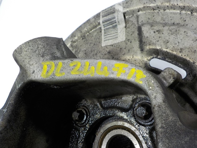 Recambio de mangueta trasera izquierda para bmw serie 5 lim. (f10) 530d xdrive referencia OEM IAM 33326793769  