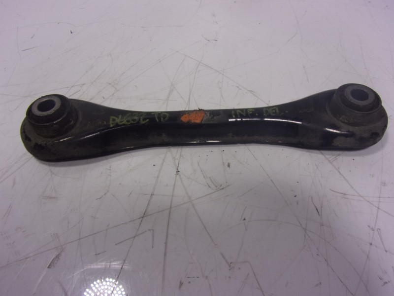 Recambio de brazo suspension inferior trasero derecho para volvo c30 2.4 20v diesel referencia OEM IAM   