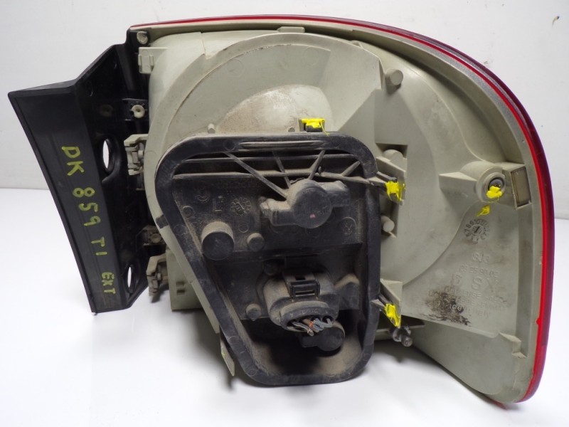 Recambio de piloto trasero izquierdo para volkswagen touareg (7la) 2.5 tdi referencia OEM IAM 7L6945095P 7L6945095K 181203