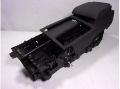 Recambio de apoyabrazos central para land rover new discovery l462 3.0 d referencia OEM IAM LR082431 MY42018B80BD  2