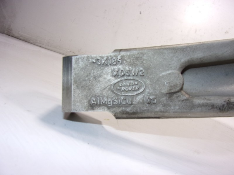 Recambio de mangueta delantera derecha para land rover new discovery l462 3.0 d referencia OEM IAM LR115101  