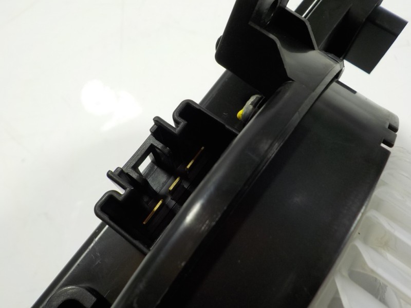 Recambio de motor calefaccion para lexus nx 300h 2wd referencia OEM IAM 8710378030  